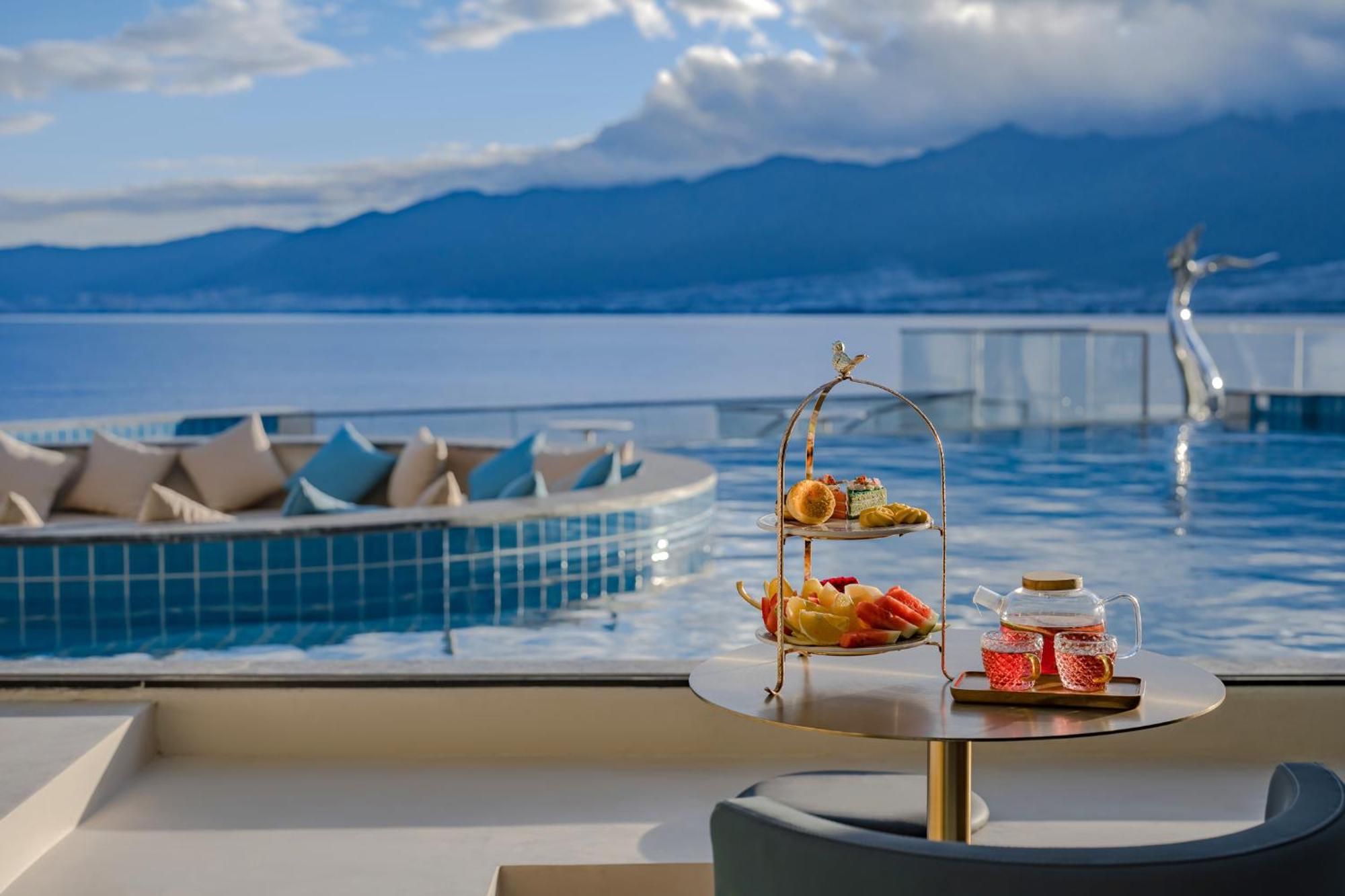 Dali Oriental Seaview Hotel -Dali Erhai Экстерьер фото