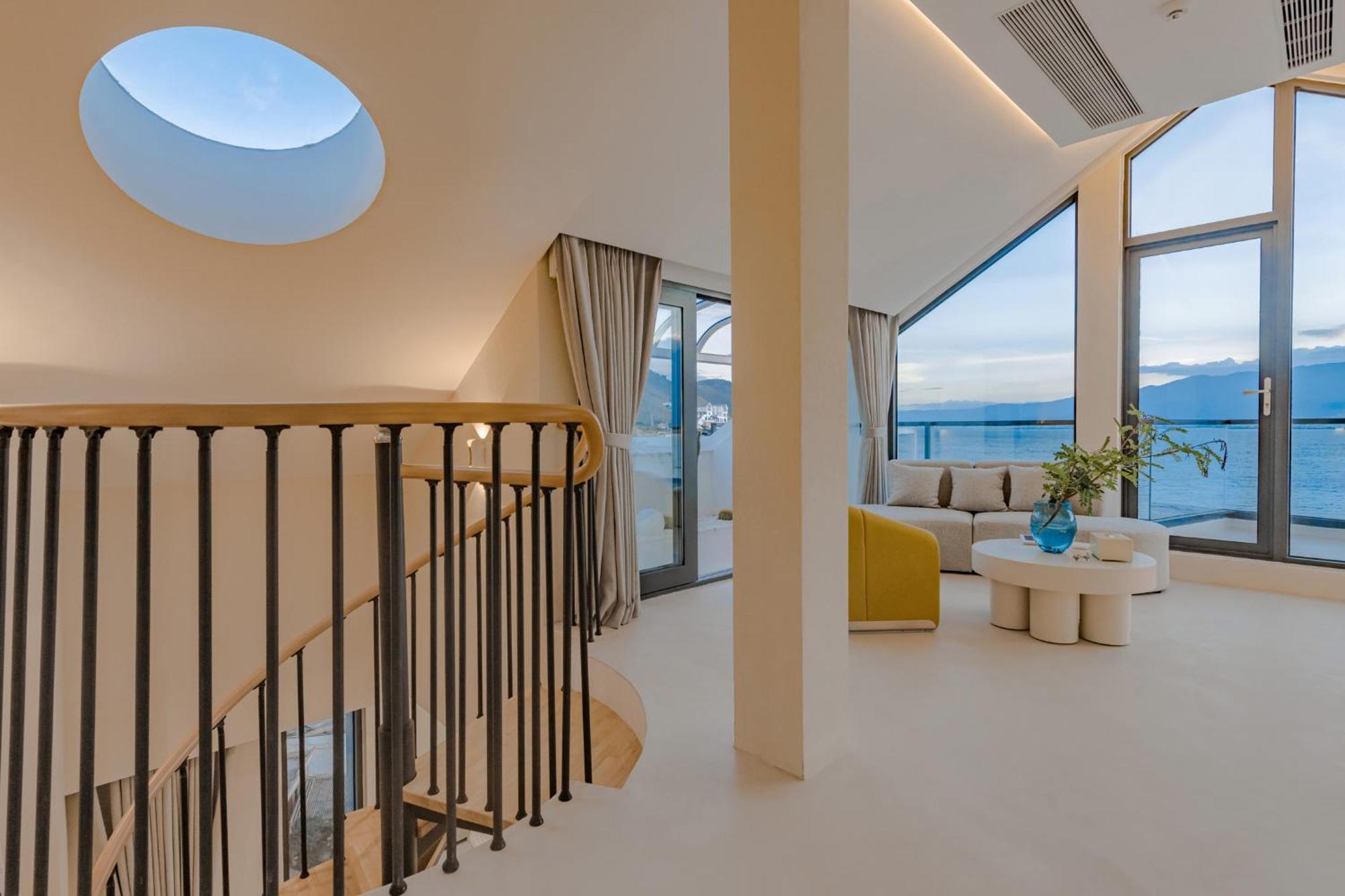 Dali Oriental Seaview Hotel -Dali Erhai Экстерьер фото
