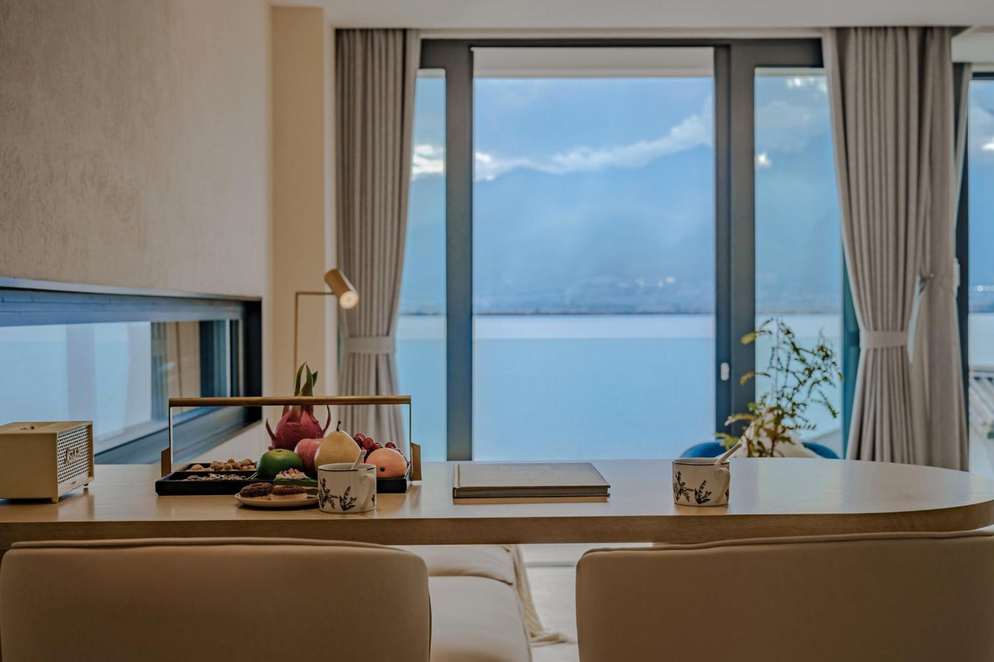 Dali Oriental Seaview Hotel -Dali Erhai Экстерьер фото